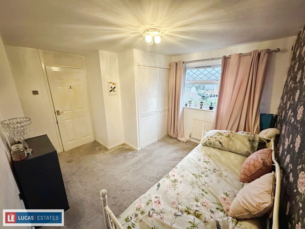 3 bed semi-detached house for sale in Coundley Close, Fleur De Lis  - Property Image 12