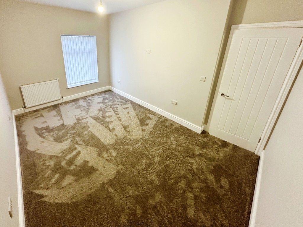 3 bed terraced house for sale in Woodland Place, Bargoed - Property Image 11