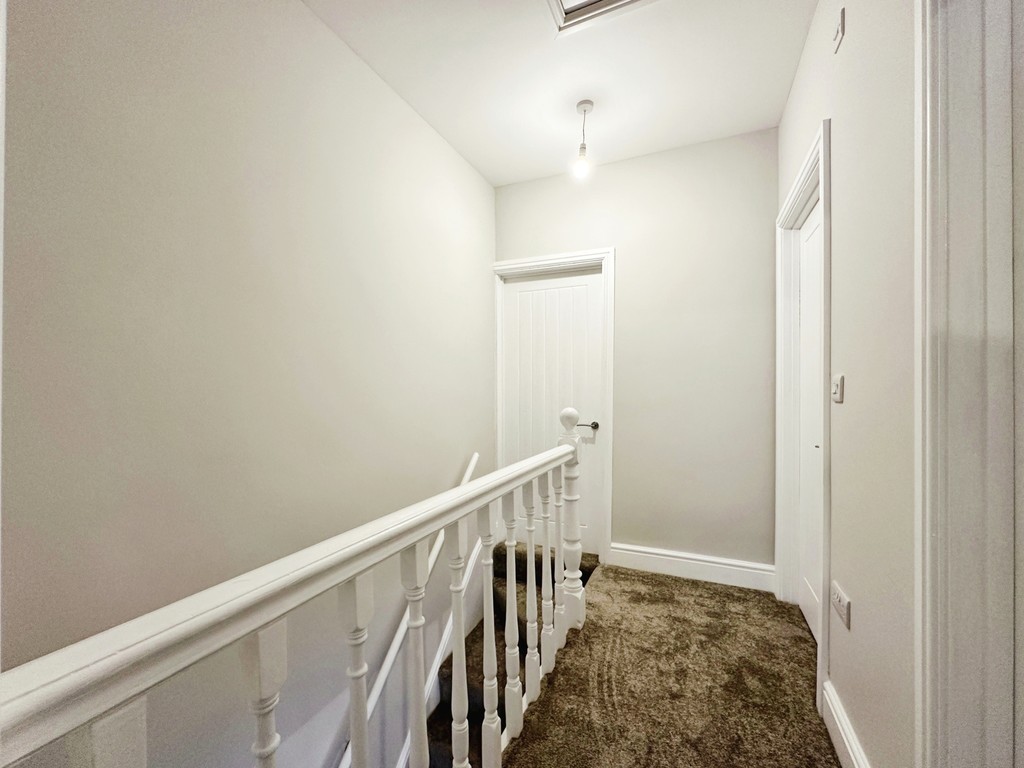 3 bed terraced house for sale in Woodland Place, Bargoed - Property Image 13