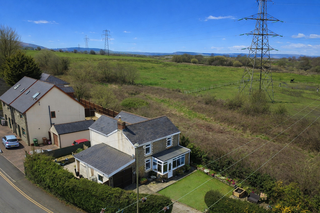 4 bed detached house for sale in New Meadow Cottage, Gelligaer, Hengoed  - Property Image 30