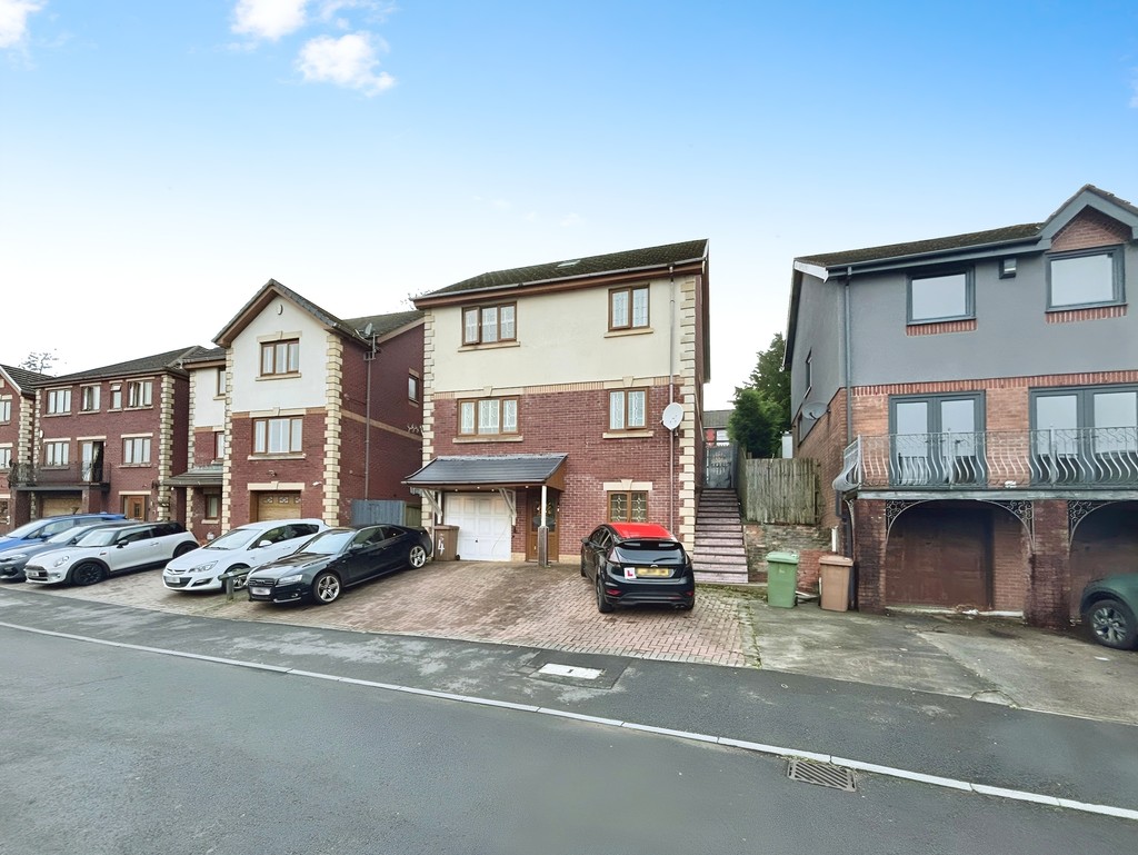4 bed detached house for sale in Kingswood Close, Hengoed - Property Image 30
