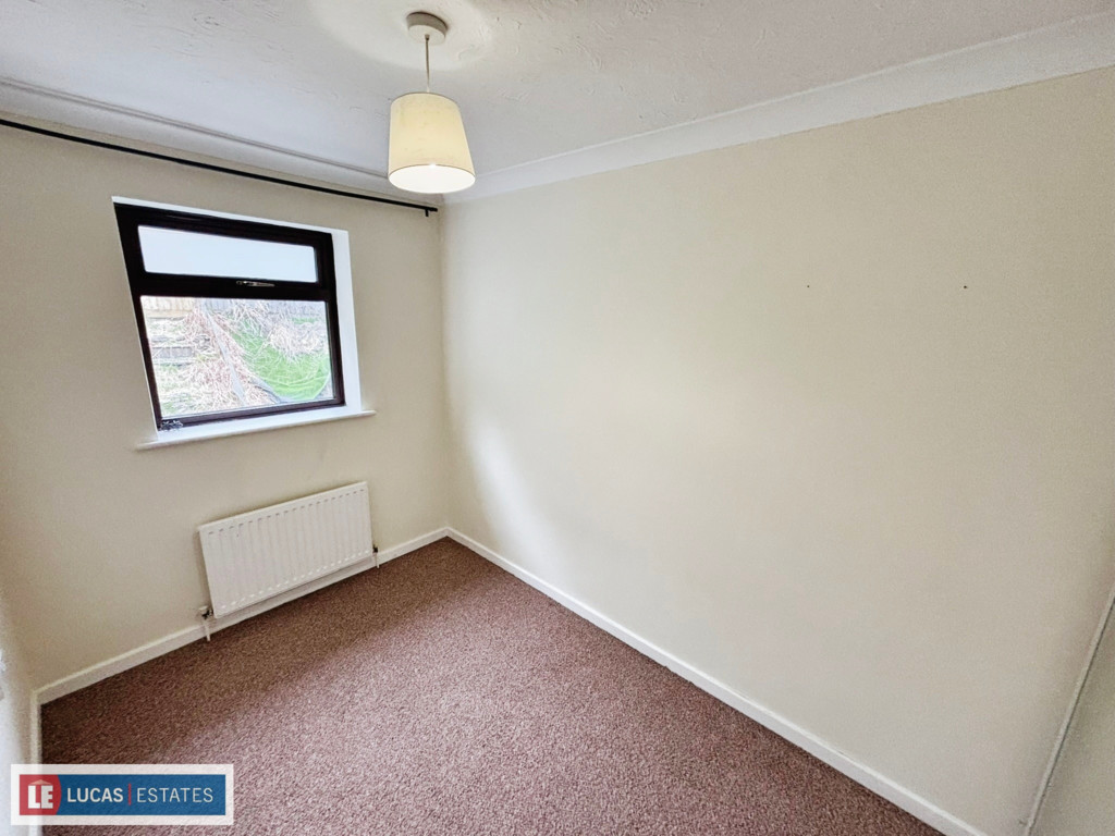 2 bed terraced house for sale in Parc Wenallt, Treharris  - Property Image 14