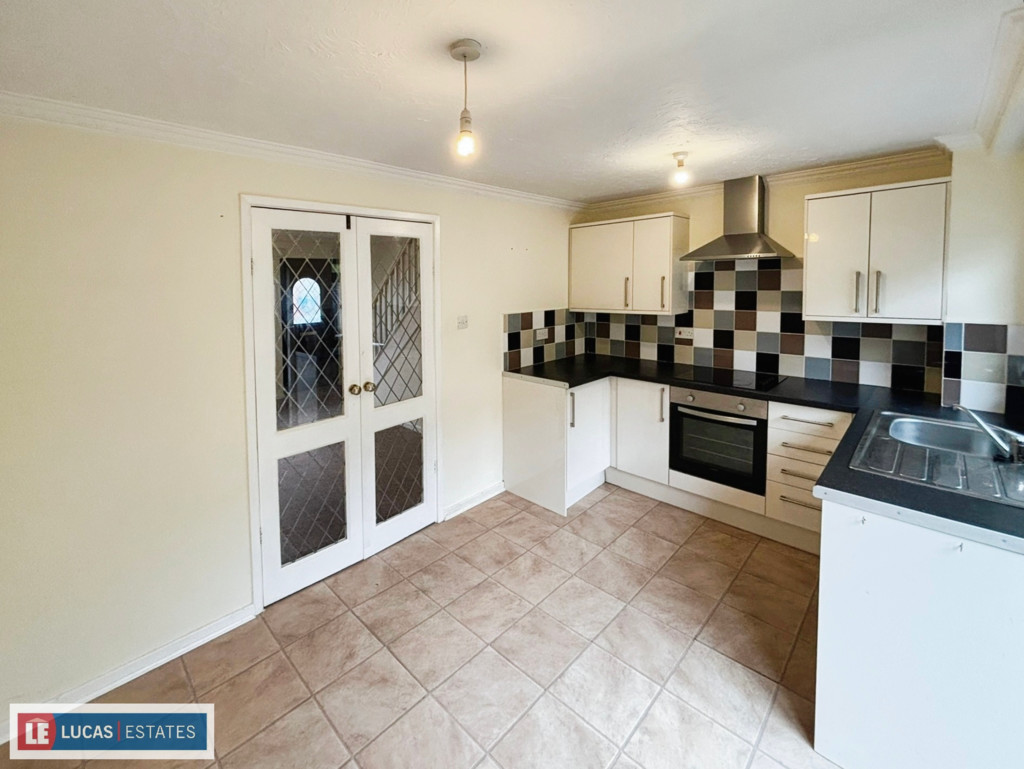 2 bed terraced house for sale in Parc Wenallt, Treharris  - Property Image 8