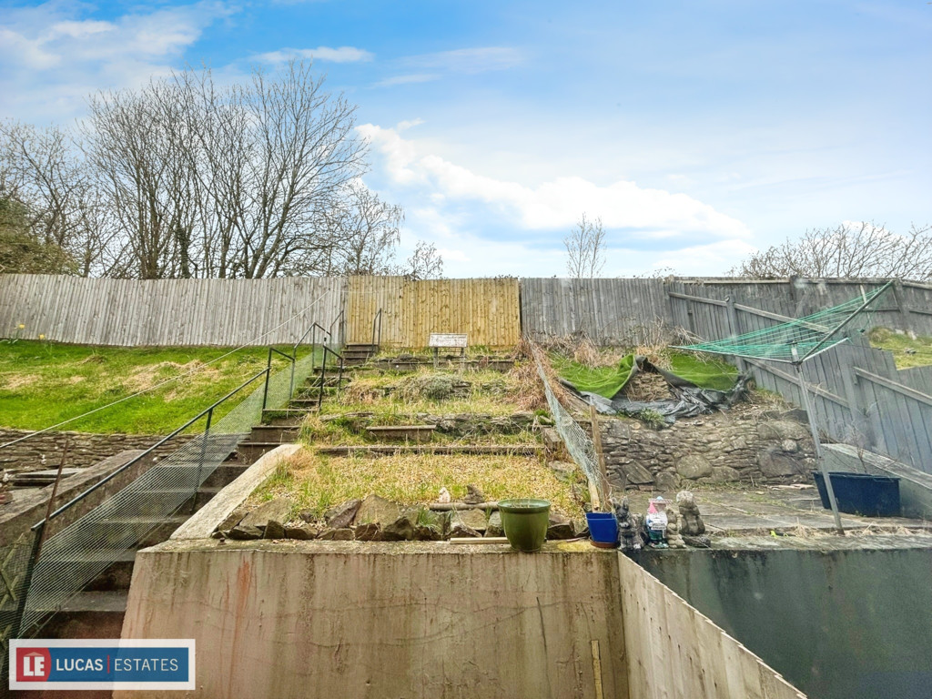 2 bed terraced house for sale in Parc Wenallt, Treharris  - Property Image 18
