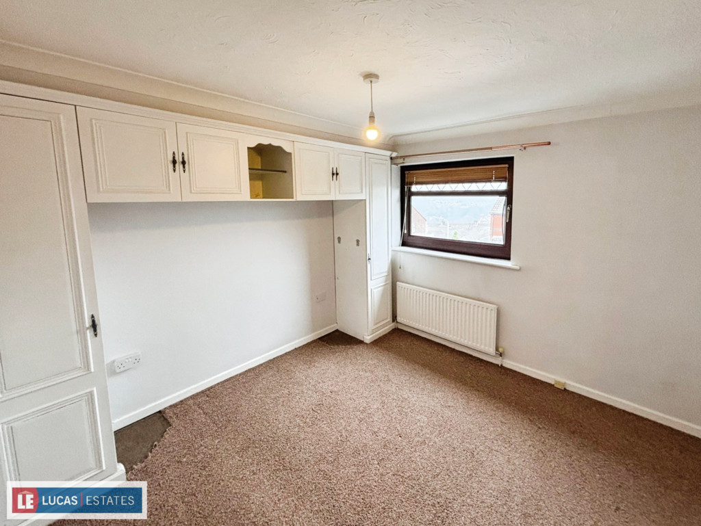 2 bed terraced house for sale in Parc Wenallt, Treharris  - Property Image 11