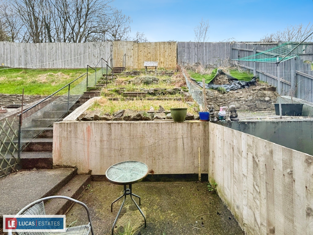 2 bed terraced house for sale in Parc Wenallt, Treharris  - Property Image 17