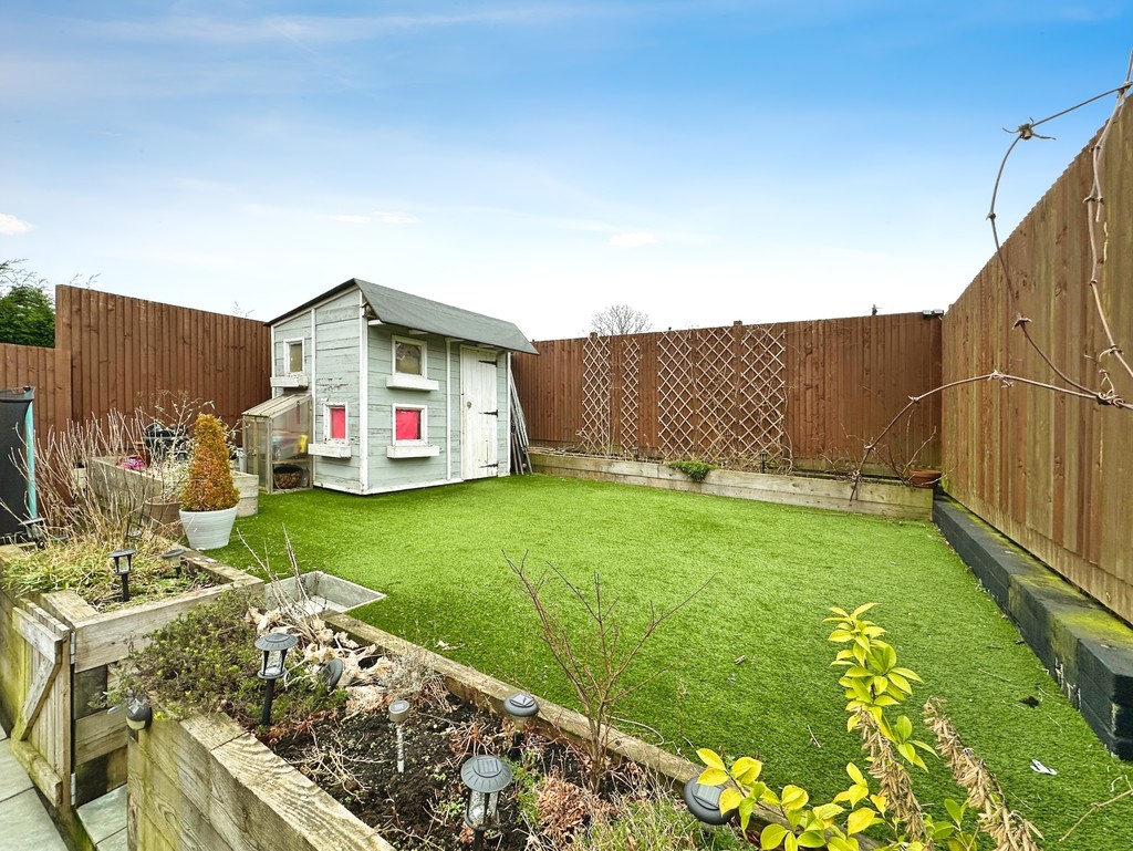 3 bed semi-detached house for sale in Orchard Lane, Pengam - Property Image 20