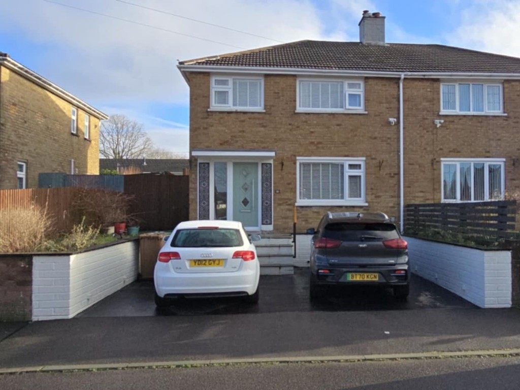 3 bed semi-detached house for sale in Orchard Lane, Pengam