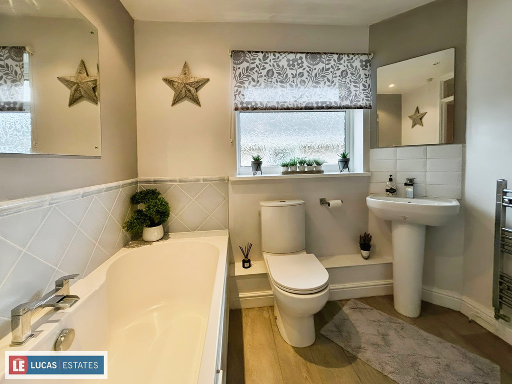 3 bed detached house for sale in Bryn Lane, Pontllanfraith, Blackwood  - Property Image 13