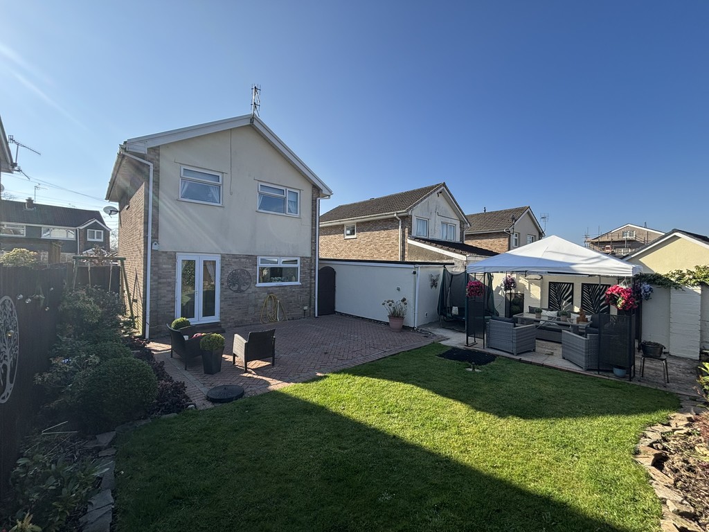 3 bed detached house for sale in Bryn Lane, Pontllanfraith, Blackwood - Property Image 1