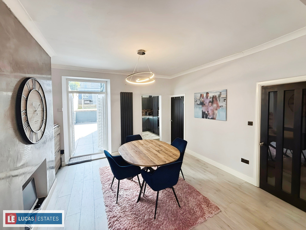 3 bed terraced house for sale in North Avenue, Maesycwmmer, Caerphilly County Borough  - Property Image 9