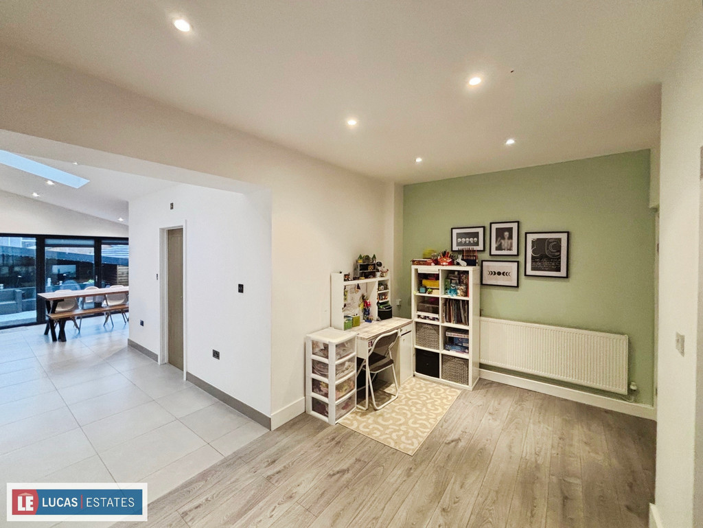 3 bed terraced house for sale in George Street, Ystrad Mynach  - Property Image 7