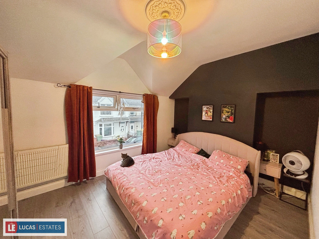 3 bed terraced house for sale in George Street, Ystrad Mynach  - Property Image 16