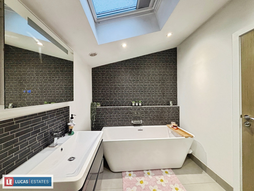 3 bed terraced house for sale in George Street, Ystrad Mynach  - Property Image 14