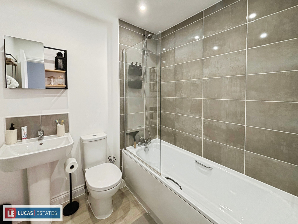 2 bed semi-detached house for sale in Brynffynnon, Crumlin, Newport  - Property Image 12