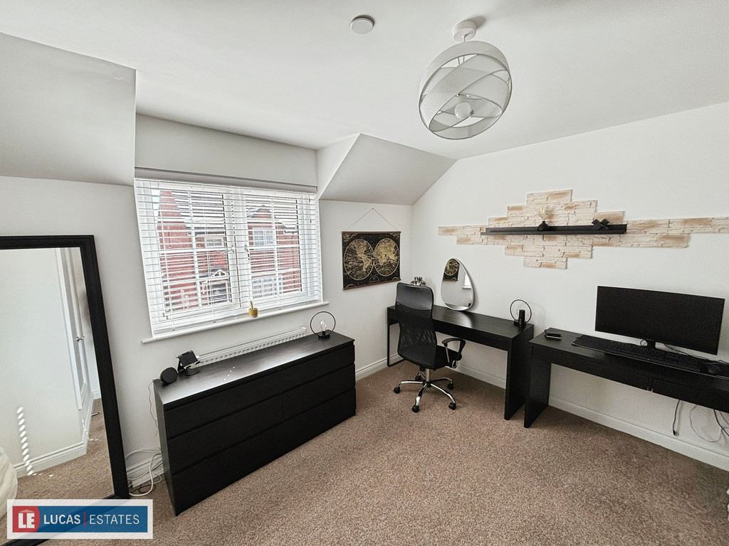 2 bed semi-detached house for sale in Brynffynnon, Crumlin, Newport  - Property Image 15