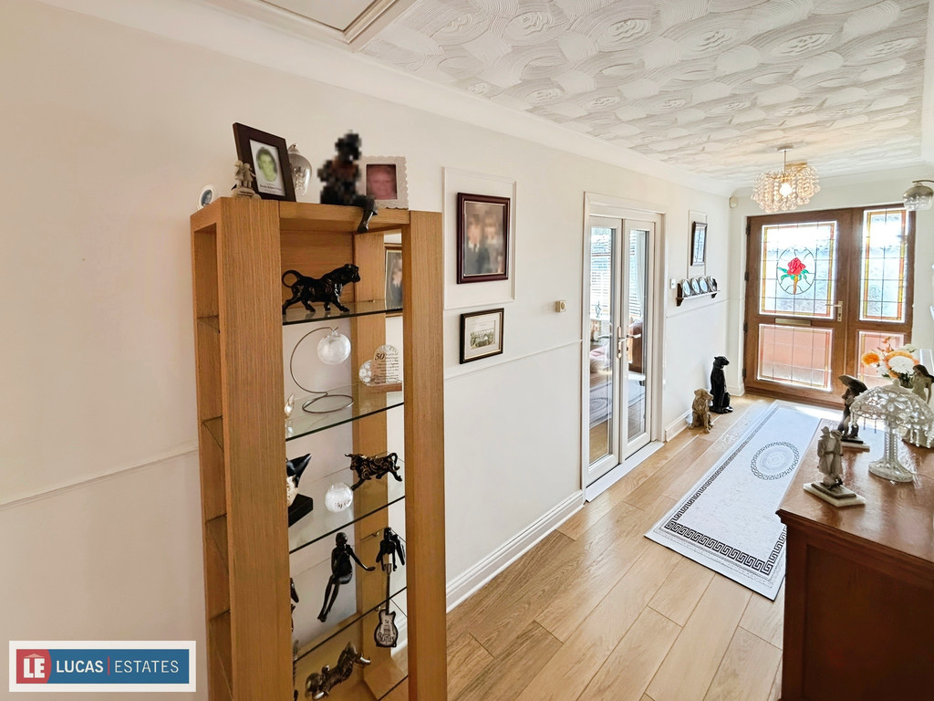 3 bed detached bungalow for sale in Woodside, Tir-y-berth, Hengoed  - Property Image 8