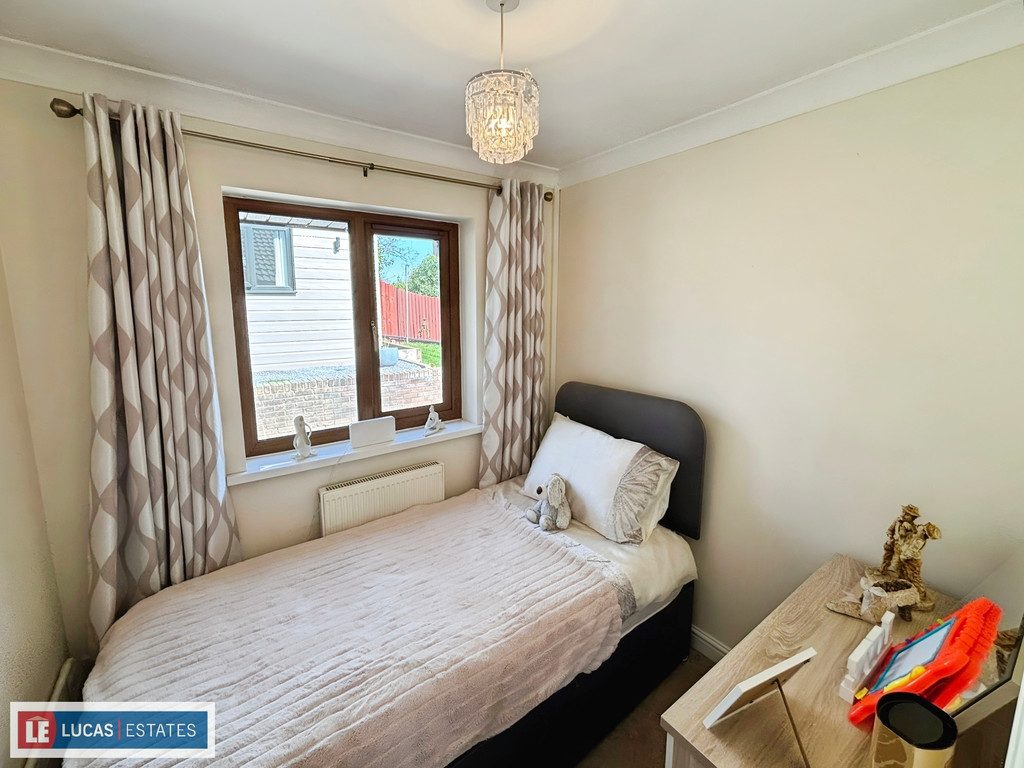 3 bed detached bungalow for sale in Woodside, Tir-y-berth, Hengoed  - Property Image 20