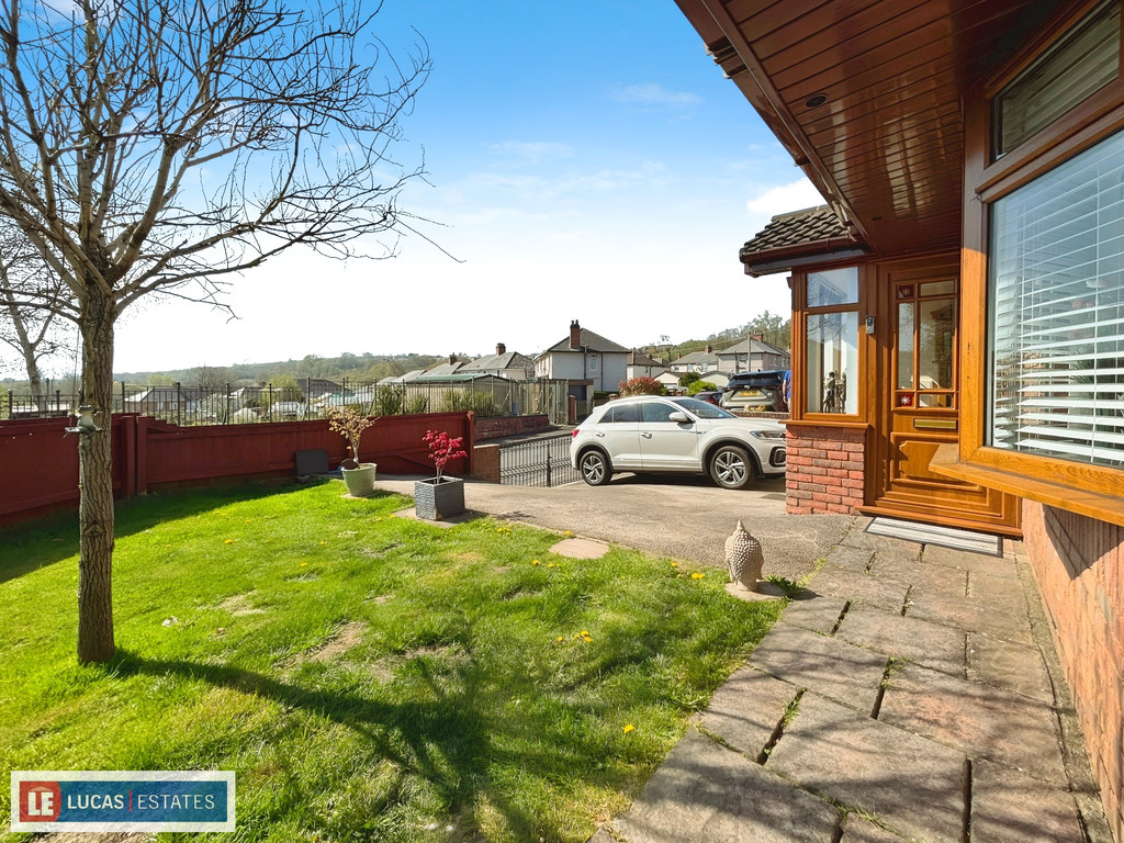 3 bed detached bungalow for sale in Woodside, Tir-y-berth, Hengoed  - Property Image 29