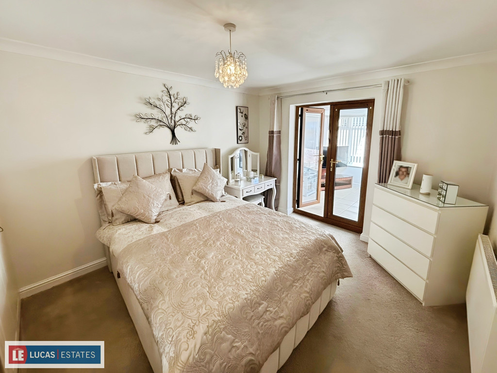 3 bed detached bungalow for sale in Woodside, Tir-y-berth, Hengoed  - Property Image 15