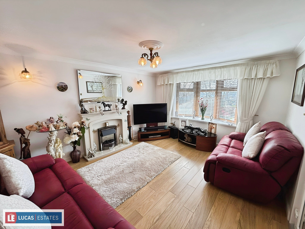 3 bed detached bungalow for sale in Woodside, Tir-y-berth, Hengoed  - Property Image 2