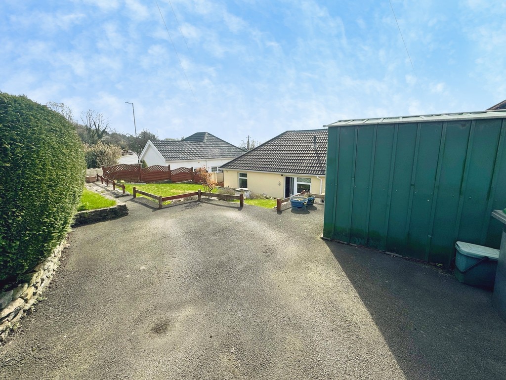 3 bed detached bungalow for sale in Gellihaf Road, Fleur De Lis  - Property Image 16