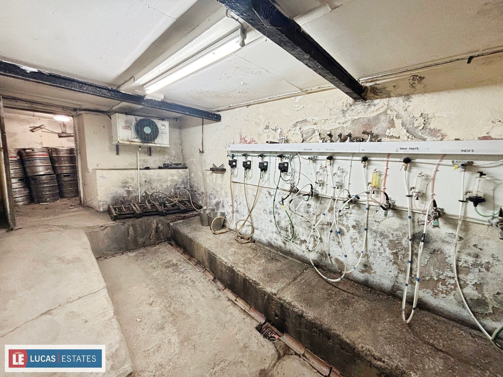 6 bed semi-detached house for sale in Old Club, 93 Bailey Street - Property Image 26
