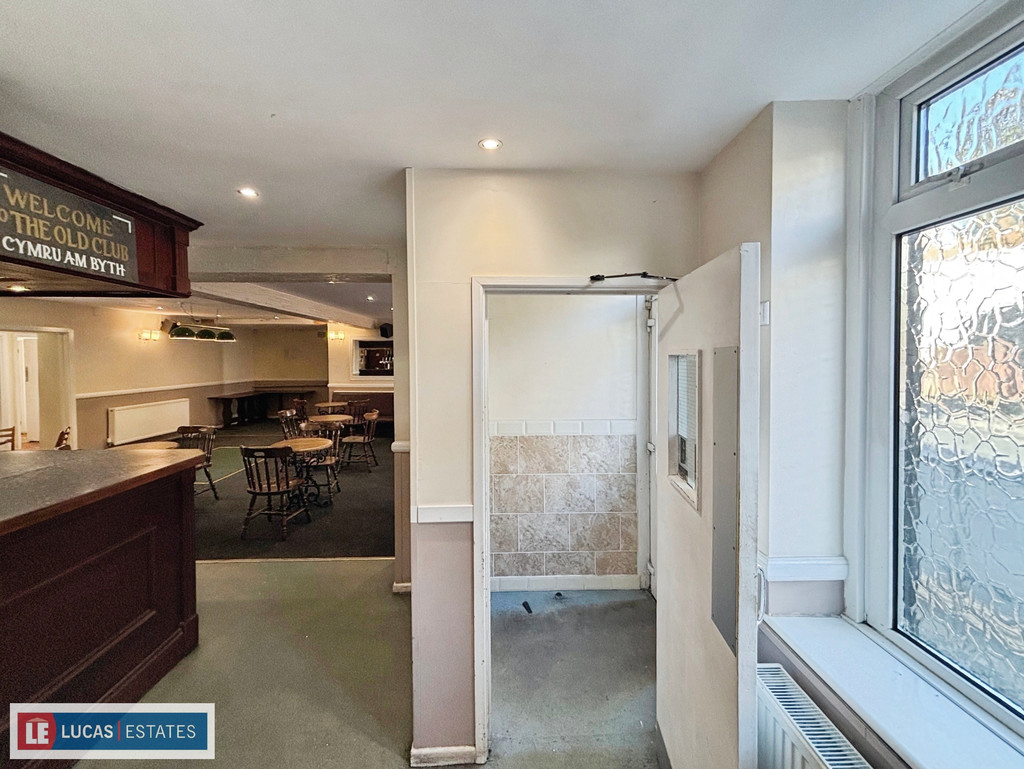 6 bed semi-detached house for sale in Old Club, 93 Bailey Street - Property Image 7