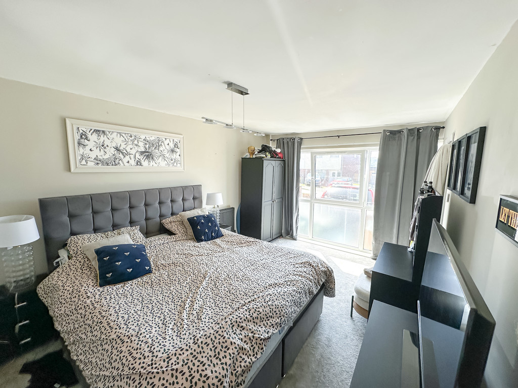 4 bed semi-detached house for sale in Shannon Close, Pontllanfraith - Property Image 10