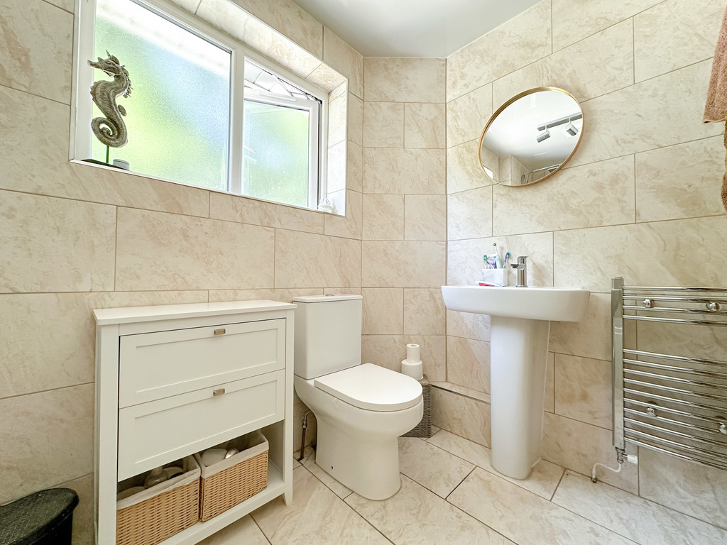 4 bed semi-detached house for sale in Shannon Close, Pontllanfraith - Property Image 18