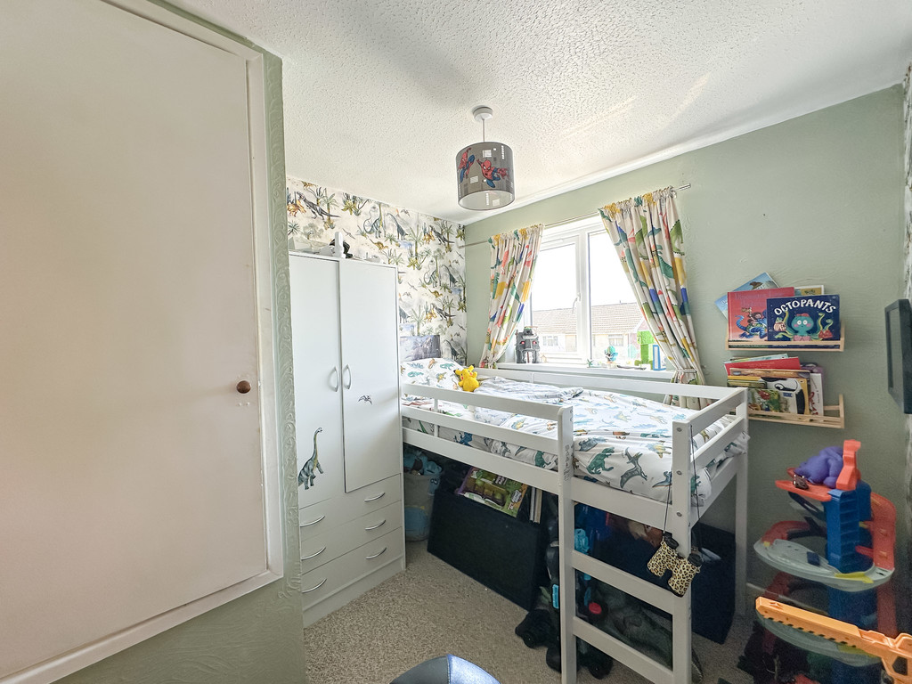 4 bed semi-detached house for sale in Shannon Close, Pontllanfraith - Property Image 12
