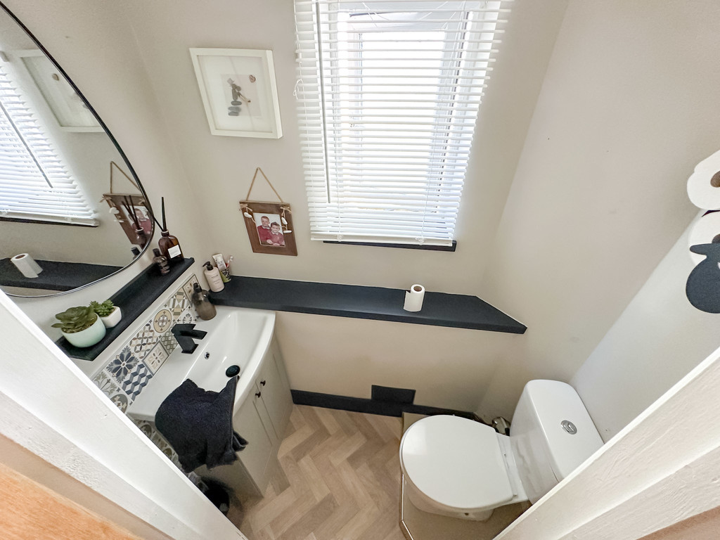 4 bed semi-detached house for sale in Shannon Close, Pontllanfraith - Property Image 19