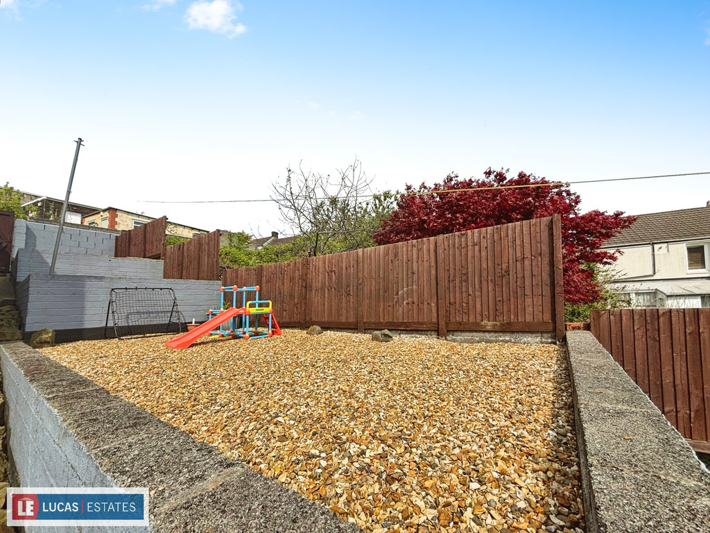 2 bed terraced house for sale in Brynavon Terrace, Hengoed  - Property Image 22