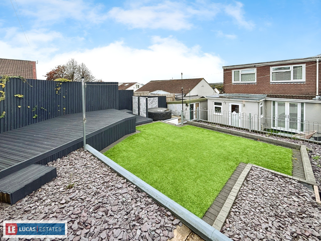 3 bed semi-detached bungalow for sale in Gelliron, Penpedairheol, Hengoed  - Property Image 29