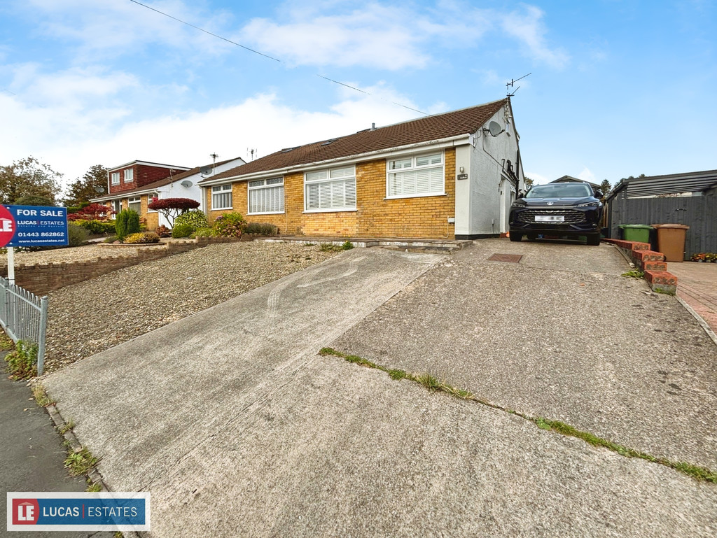 3 bed semi-detached bungalow for sale in Gelliron, Penpedairheol, Hengoed  - Property Image 30
