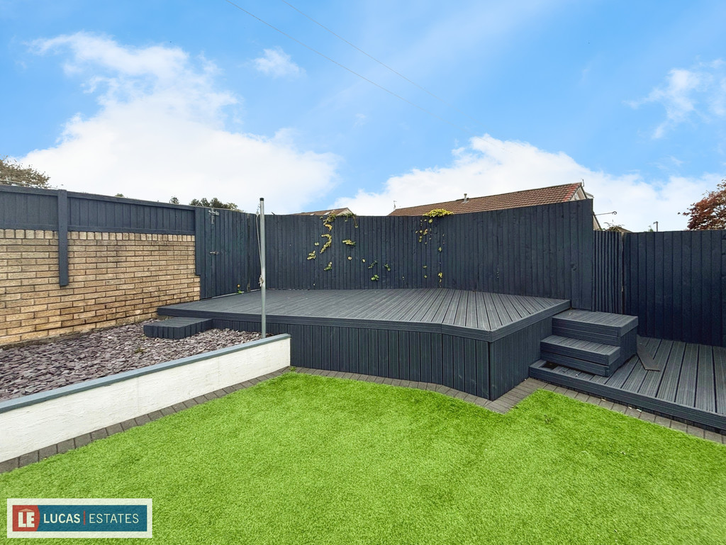 3 bed semi-detached bungalow for sale in Gelliron, Penpedairheol, Hengoed  - Property Image 27