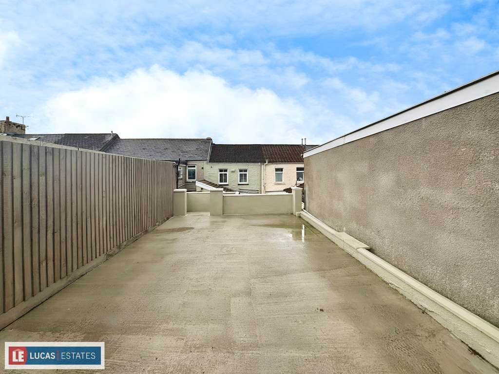 2 bed terraced house for sale in John Street, Bargoed  - Property Image 29