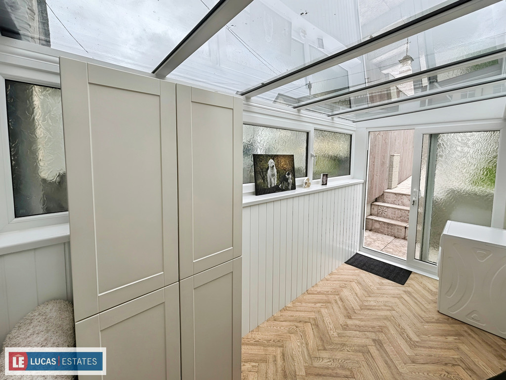 2 bed terraced house for sale in John Street, Bargoed  - Property Image 14