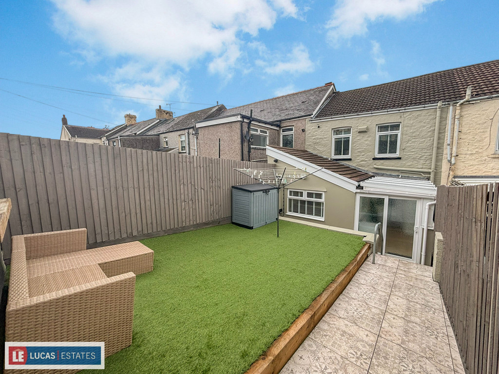 2 bed terraced house for sale in John Street, Bargoed  - Property Image 27
