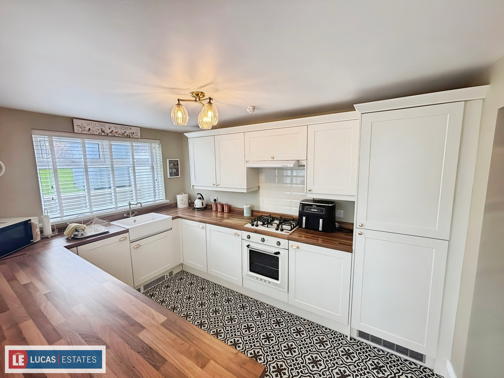 2 bed terraced house for sale in John Street, Bargoed  - Property Image 11
