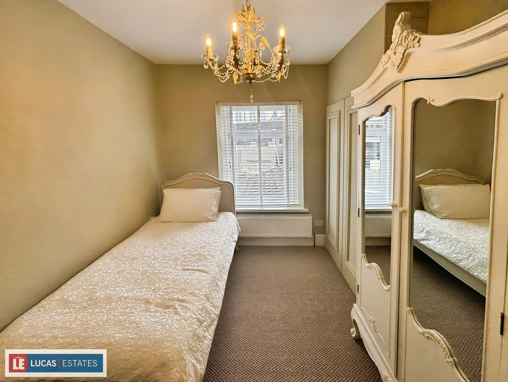 2 bed terraced house for sale in John Street, Bargoed  - Property Image 22