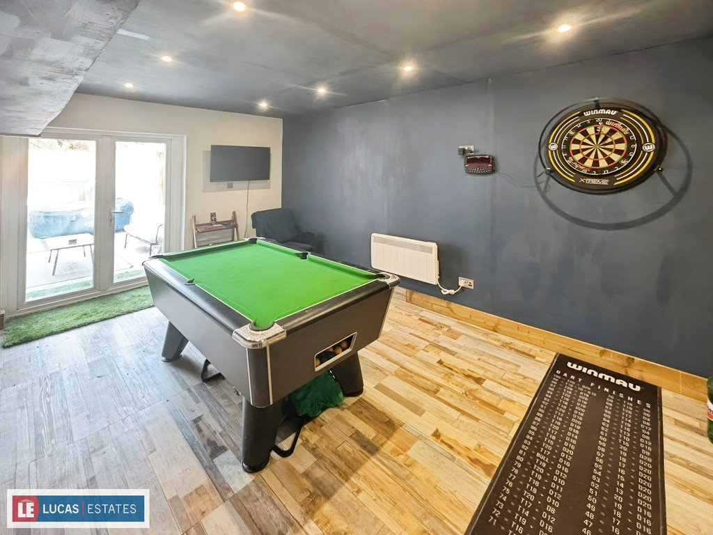 5 bed detached house for sale in Buzzard Way, Penallta, Hengoed  - Property Image 46