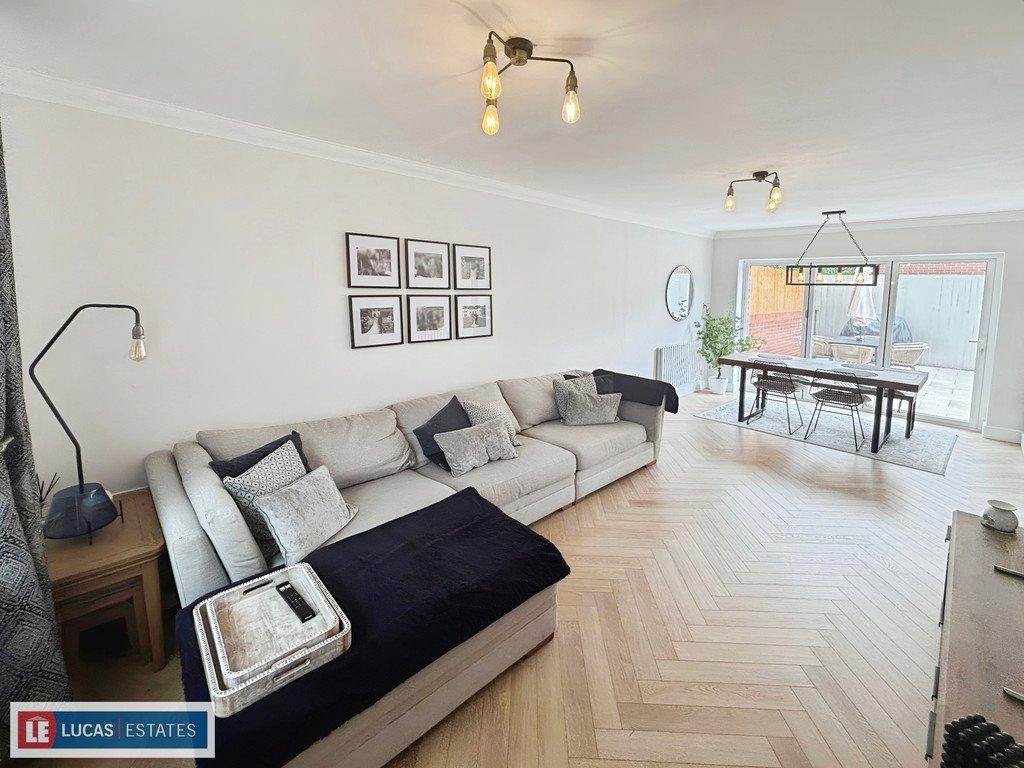 5 bed detached house for sale in Buzzard Way, Penallta, Hengoed  - Property Image 2