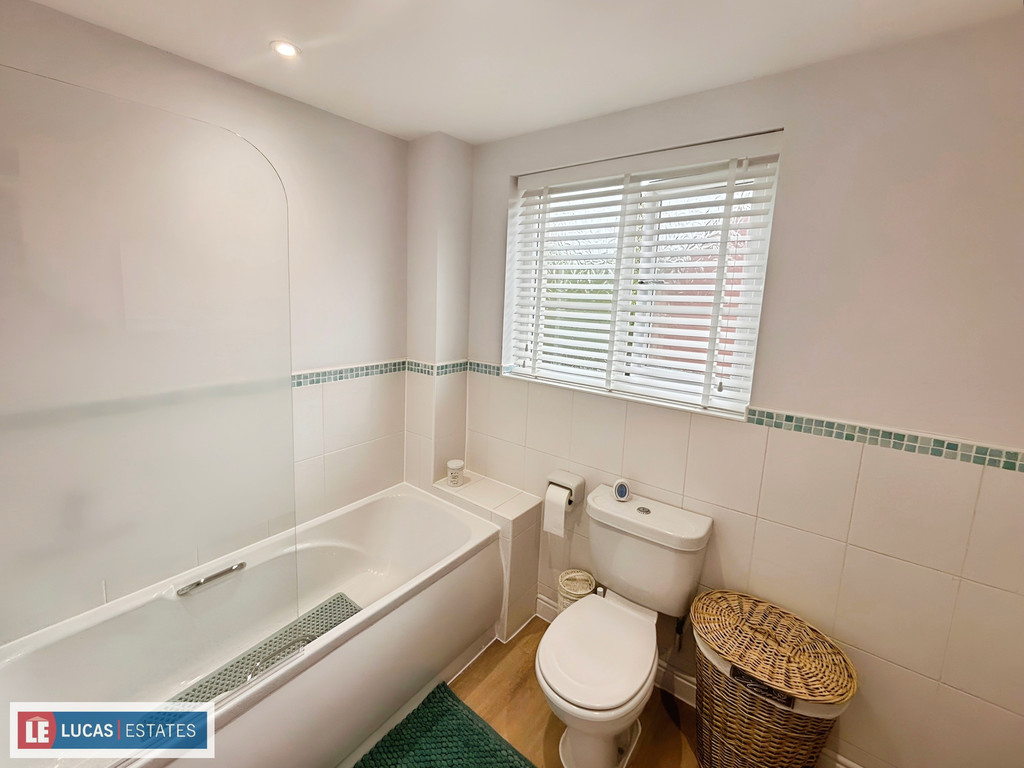 5 bed detached house for sale in Buzzard Way, Penallta, Hengoed  - Property Image 23