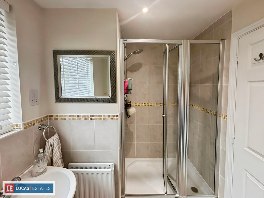5 bed detached house for sale in Buzzard Way, Penallta, Hengoed  - Property Image 29