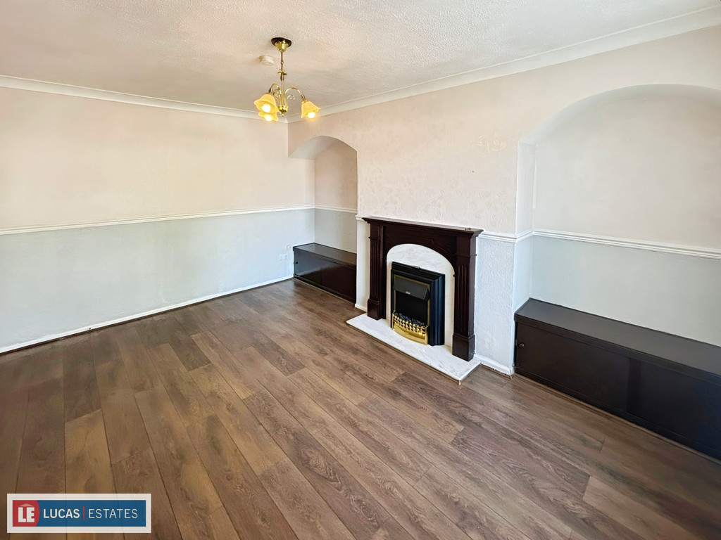 4 bed terraced house for sale in Horner Street, Tir-y-berth, Hengoed  - Property Image 7