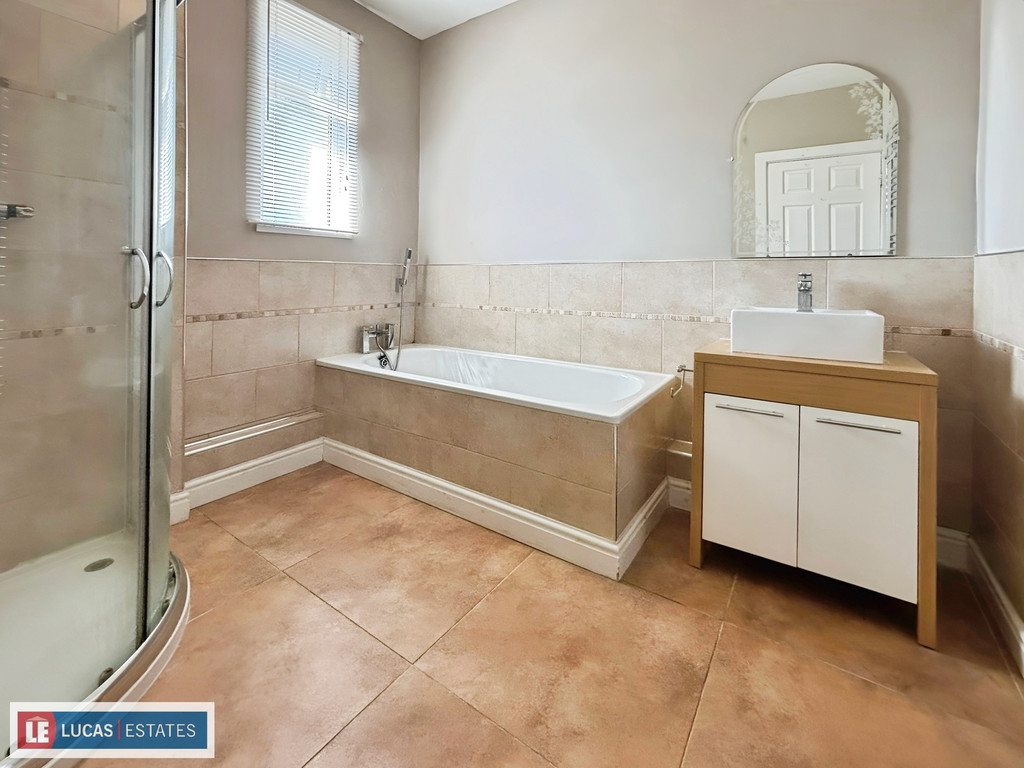 4 bed terraced house for sale in Horner Street, Tir-y-berth, Hengoed  - Property Image 6