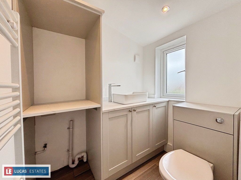 3 bed terraced house for sale in West Street, Bargoed  - Property Image 4