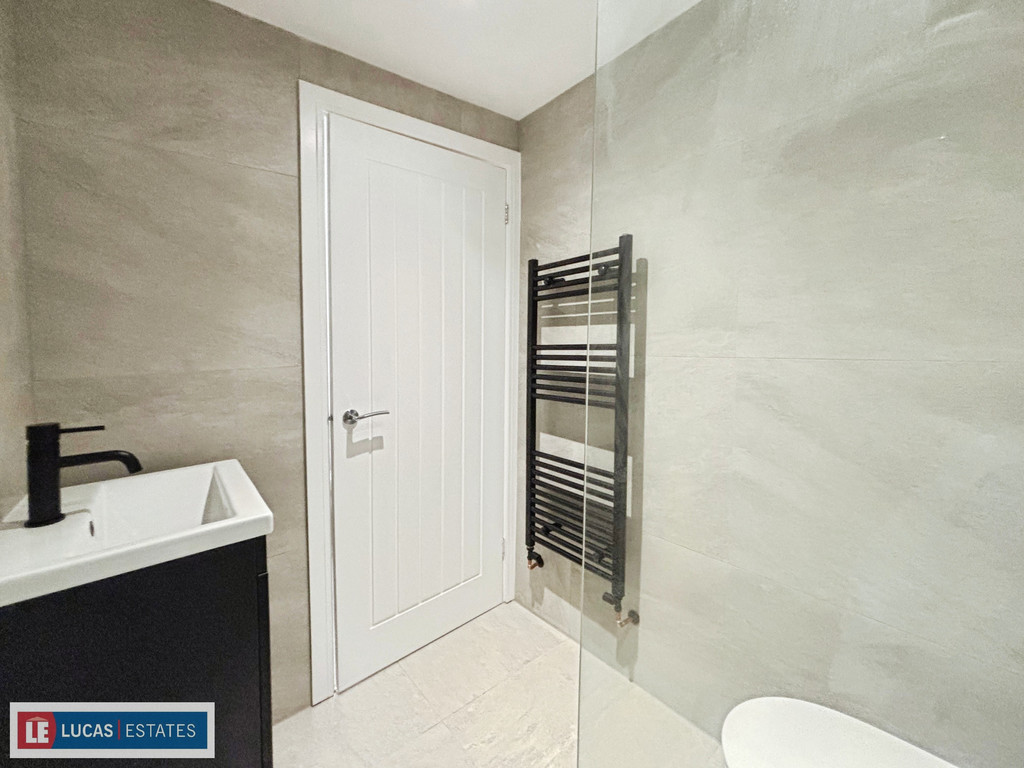 3 bed terraced house for sale in West Street, Bargoed  - Property Image 20