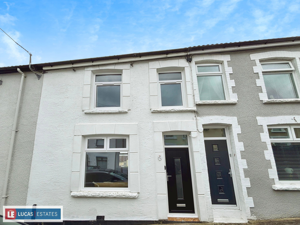 3 bed terraced house for sale in West Street, Bargoed  - Property Image 21